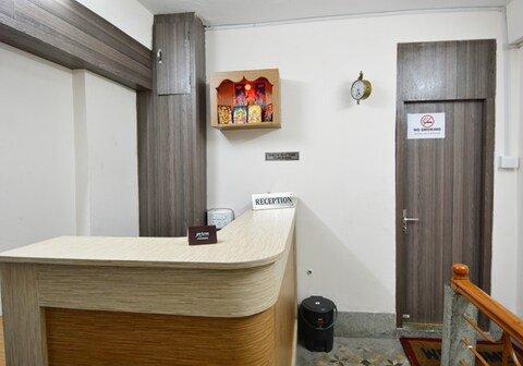 Hotel Prism Residency