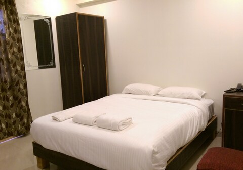 HOTEL AVISHA RESIDENCY