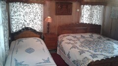 Laila Majnoo Houseboats, Srinagar Laila Majnoo Houseboats, Srinagar