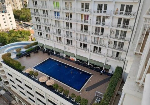 Urban Stay DLF My Pad