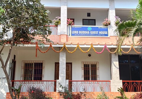Lord Buddha Guest House