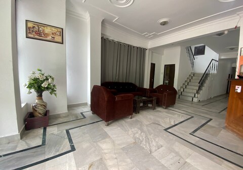 Snow Retreat By DLS Hotels