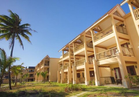 Jalsa Beach Hotel & Spa