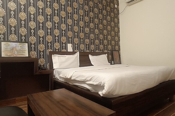 Hotel O Raj Ambessy