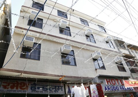Hotel Arzoo Palace
