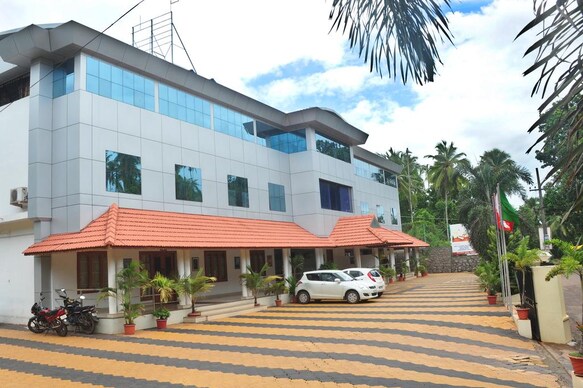 Broadbean Hotel,Chakkarakkal