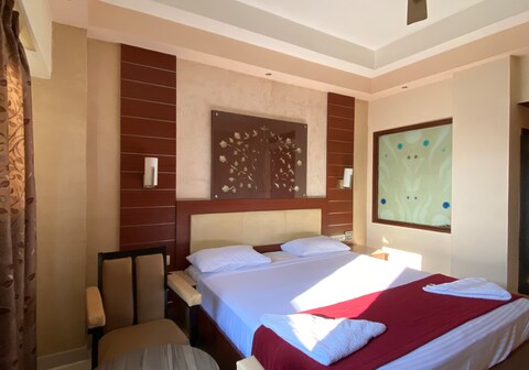 Maya Residency