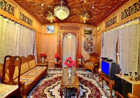 Umbrella Group of Houseboat