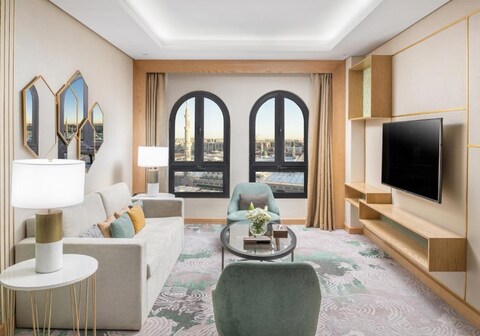 Makarem Haram View Suites Madinah
