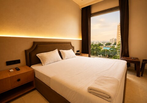 Hotel River Front