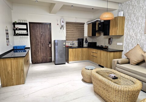 The Barrum Boulevard - Luxurious 1BHK Apartment