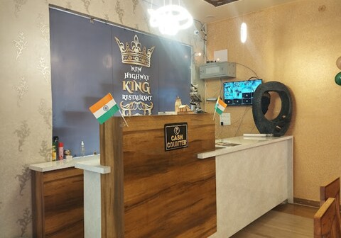 NEW HIGHWAY KING ROOMS & RESTAURANT