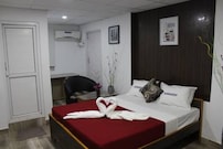 Hotel Suradeep Residency, Mahabalipuram Hotel Suradeep Residency, Mahabalipuram