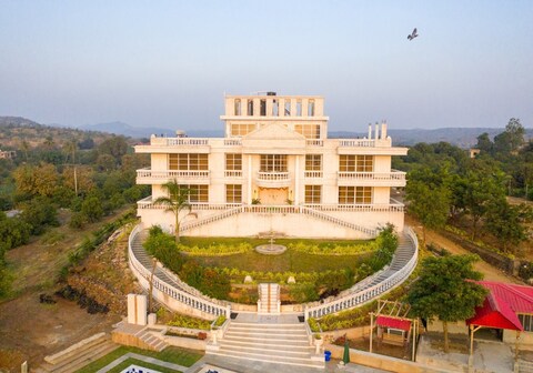 Simmba Resort