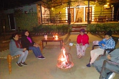 Badrika Farm Resort, Bandhavgarh Badrika Farm Resort, Bandhavgarh
