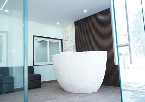 Hotel Parijat Regency