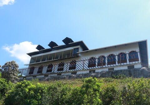 Wild Torrent Cottage | Rooms & Restaurant