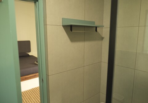 Cafe Cornucopia TROPICOPIA 006