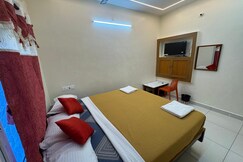FAMILY GUEST HOUSE, Pondicherry FAMILY GUEST HOUSE, Pondicherry