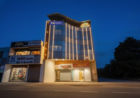 FabHotel Kanak Executive