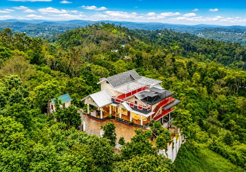 Titha 3BR Villa w Valley View Munnar