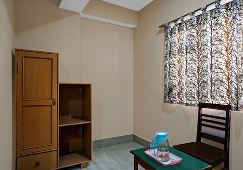 Capital O Hidden Flower