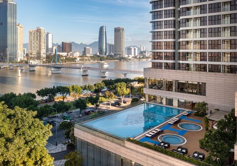 Melia Vinpearl Danang Riverfront