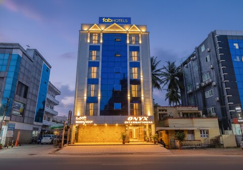 FabHotel Cozzy Inn - Tilak Nagar Main Road, Jayanagar