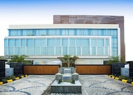 CHARANS PLAZA, Lucknow CHARANS PLAZA, Lucknow