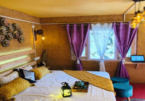 Mud Stays Close to Nature