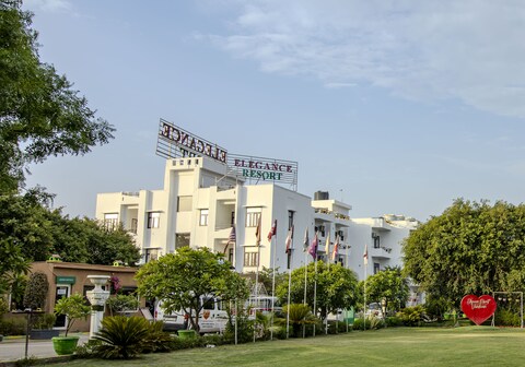 Elegance Resort