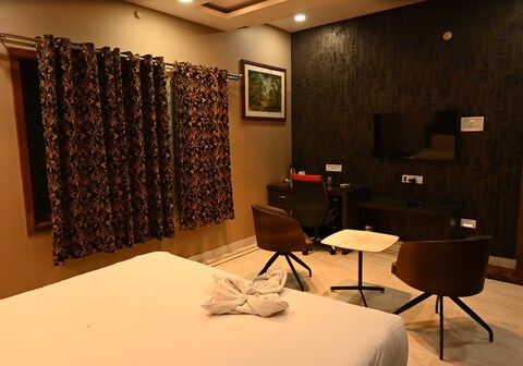 HOUSE On Park Street