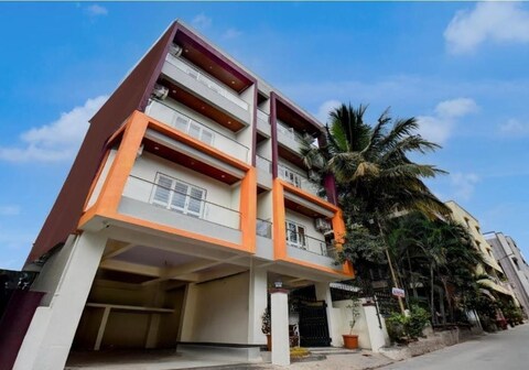 Aura Suites Kharadi