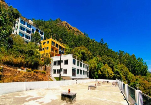 Mountain Top Homestay | Rooms & Meals