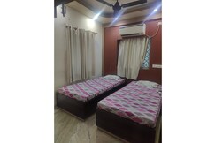 PR Hostel in South Kolkata || Easy access to all Prime Locations, Kolkata PR Hostel in South Kolkata || Easy access to all Prime Locations, Kolkata