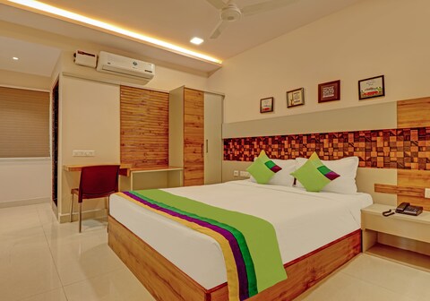 Treebo Rainbow Grand