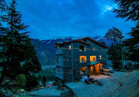 HighQ Manali