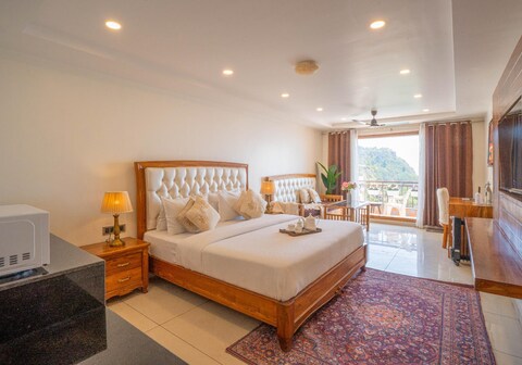 The Leo Hotels Mokshada Suites