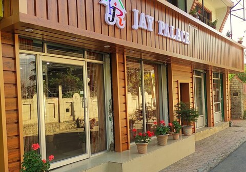 Jay Palace