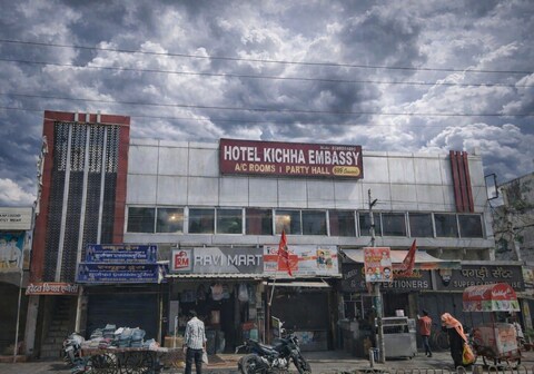 Hotel Kichha Embassy