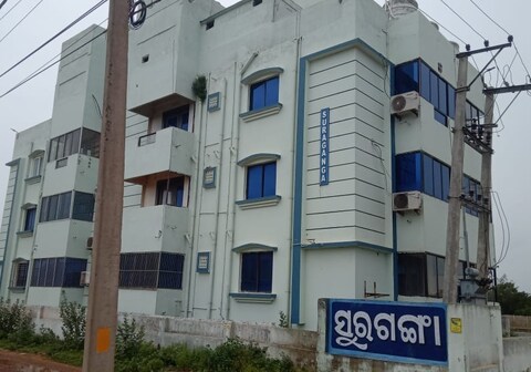SURAGANGA FLAT NO-104