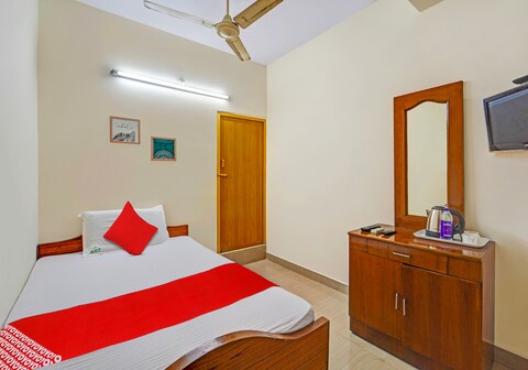 Hotel O KGT Guest House