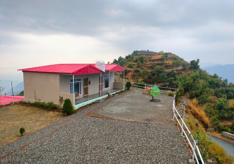 Hill View Retreat