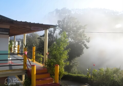 The Himalayan Heaven Homestay Binsar