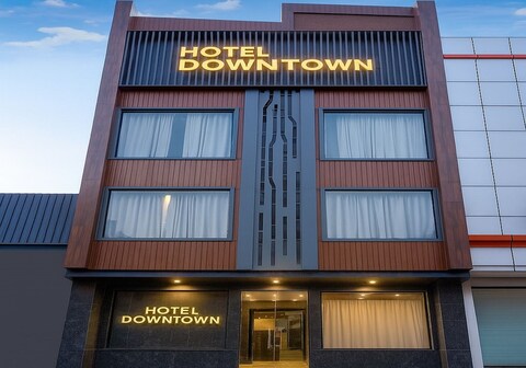 Hotel Downtown Sector 15 Noida
