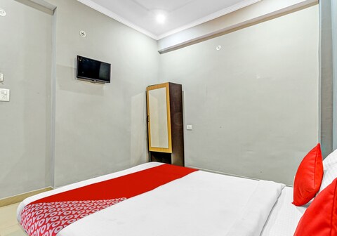 Hotel O Oriphic Inn