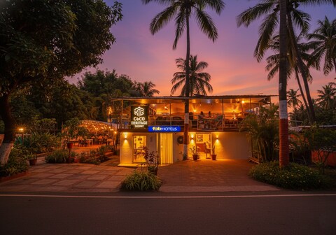 FabHotel Baga Village Home