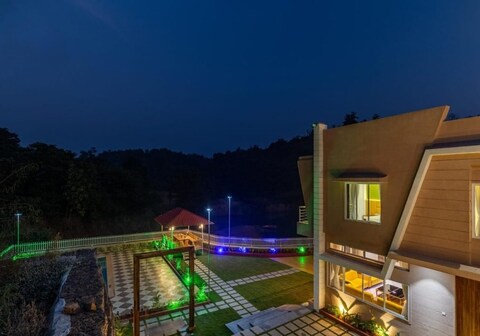 Aqua vista villa by country escape