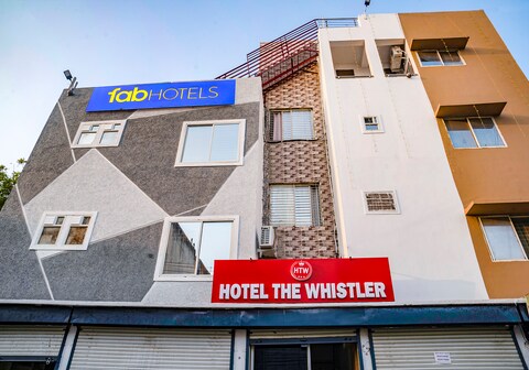 FabHotel The Whistler