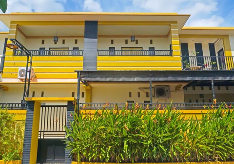 Hotel O Azeela Kost Syariah